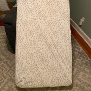 Pottery Barn Baby Crib Sheet - Gray Elephants